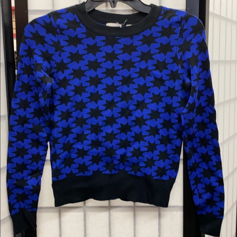 Women’s sweater